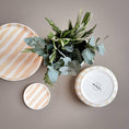 Geef foto weer in Gallery viewer, Beker Strepen - boho beige - Zivē