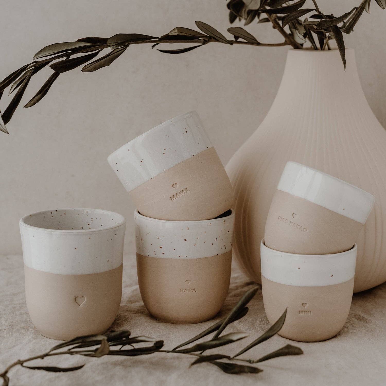 Wat is het verschil tussen keramiek en aardewerk? En waarom zie je tegenwoordig zoveel keramiek? - Zivē