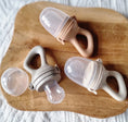 Geef foto weer in Gallery viewer, Fruit Feeder Fopspeen
