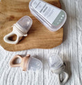 Geef foto weer in Gallery viewer, Fruit Feeder Fopspeen
