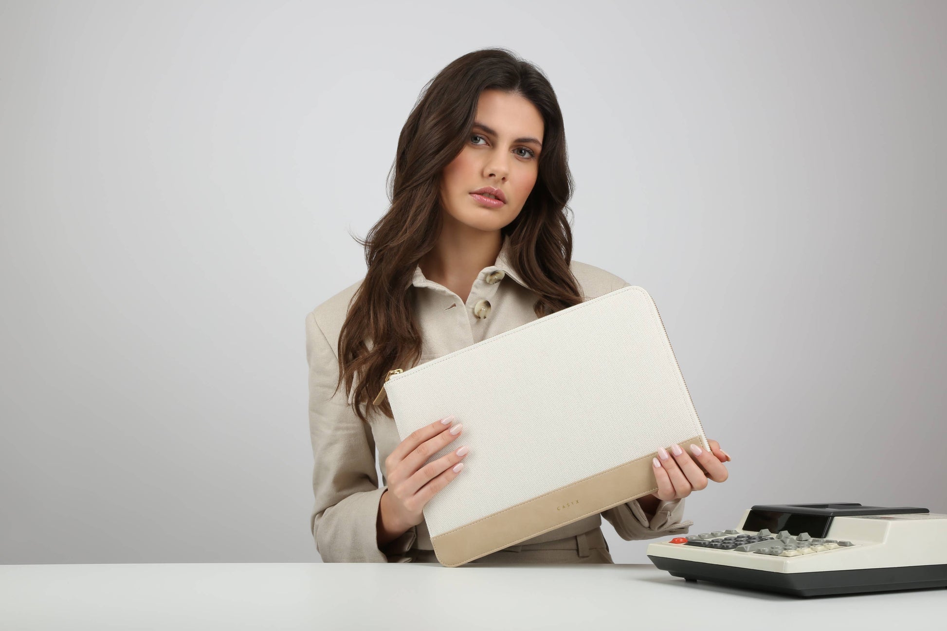 Atelier Canvas Sand - laptophoes - Zivē