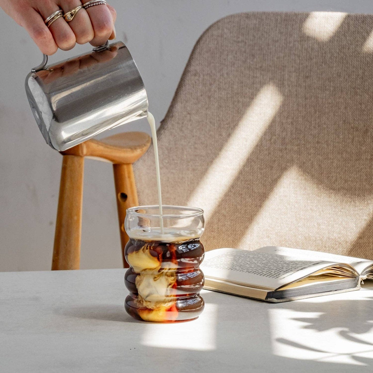 Geribbelde glazen beker - Zivē